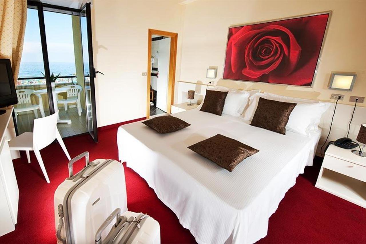 Park Hotel Kursaal Мисано Адриатико Екстериор снимка