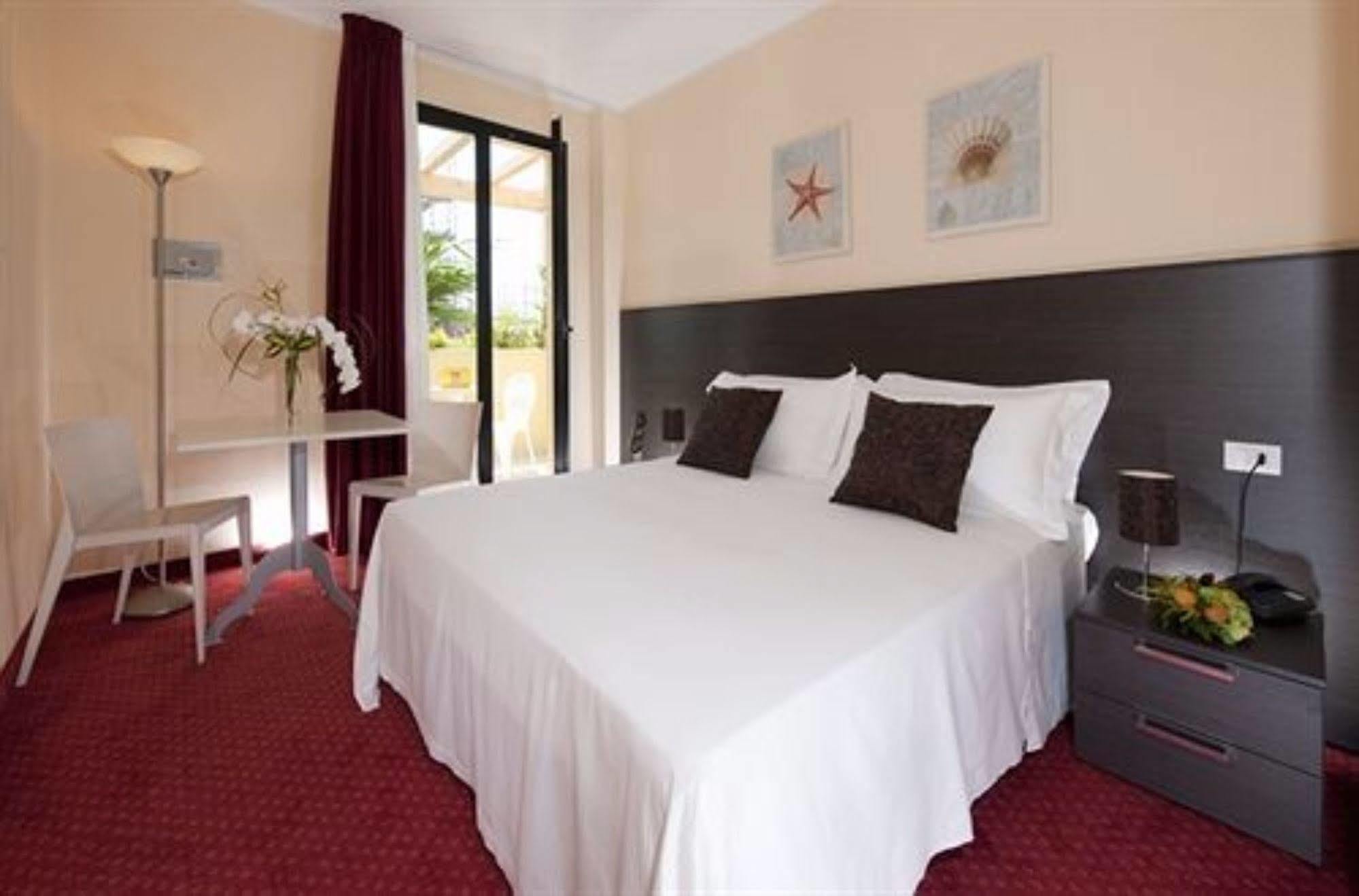 Park Hotel Kursaal Мисано Адриатико Екстериор снимка